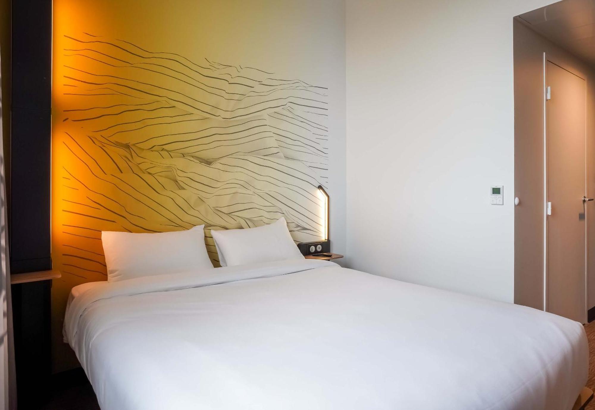 B&B Hotel Paris Porte D'Orleans Montrouge Bagian luar foto