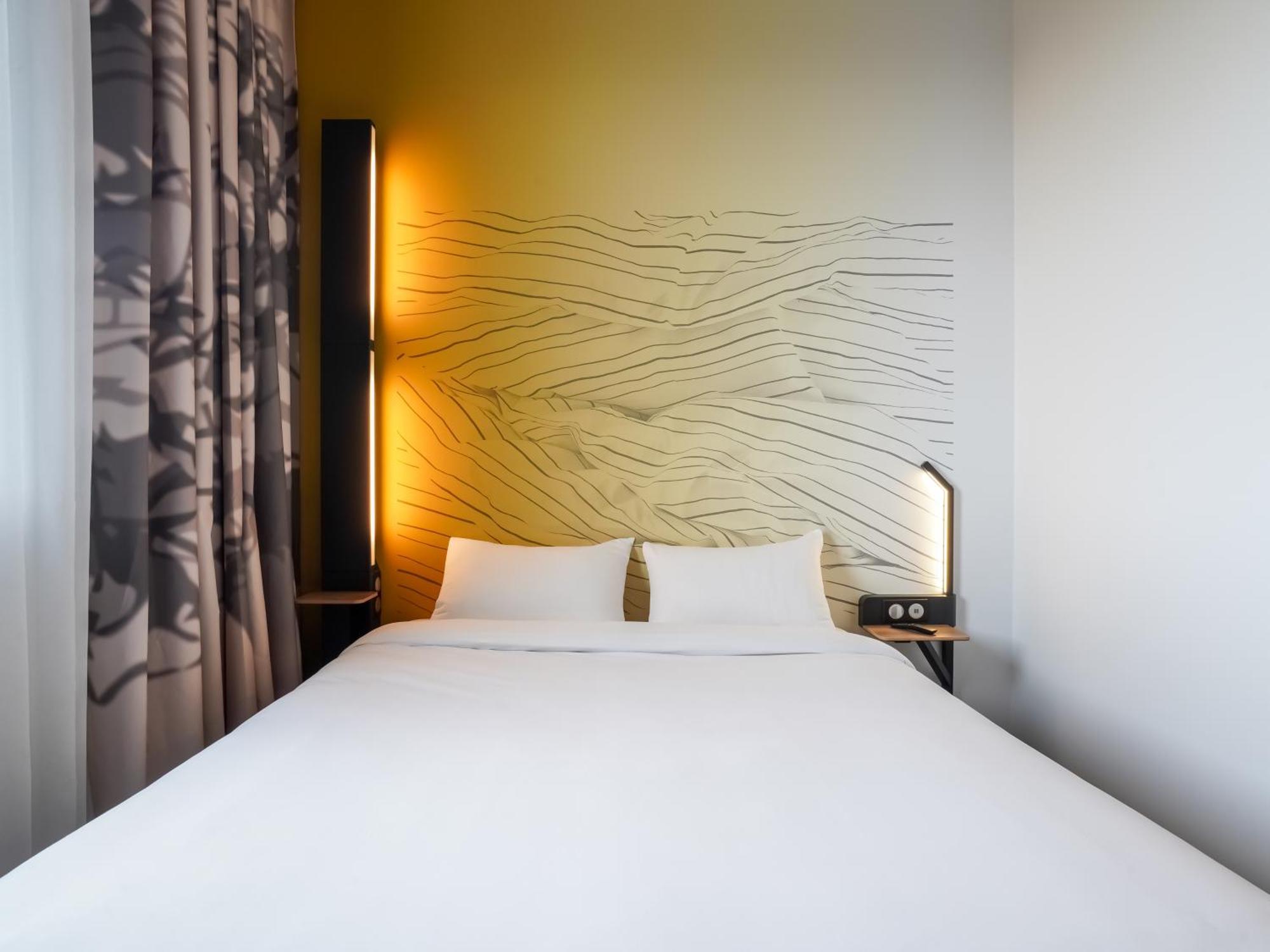 B&B Hotel Paris Porte D'Orleans Montrouge Bagian luar foto